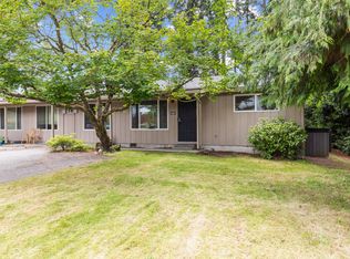 130 Bellflower Rd #B, Bothell, WA 98012
