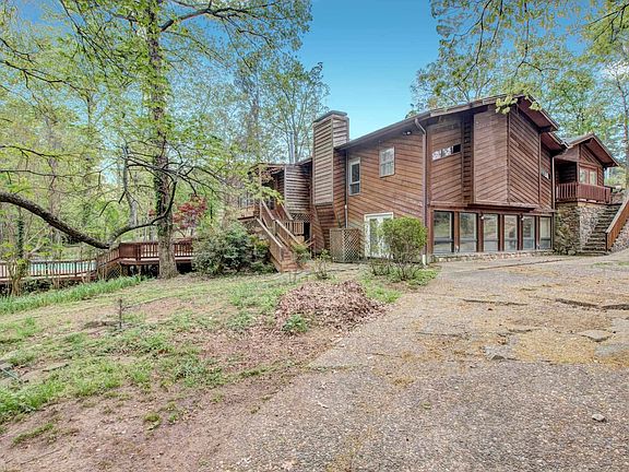 3rd image of 101 River Ridge Rd