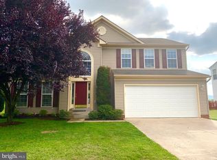 1155 Happy Ridge Dr, Front Royal, VA 22630