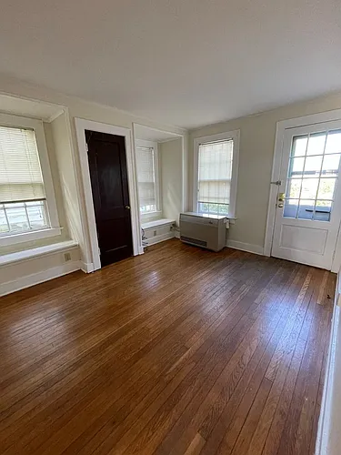 360 S Winooski Ave Photo 1