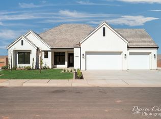 4898 S Resolution Dr, Washington, UT 84780