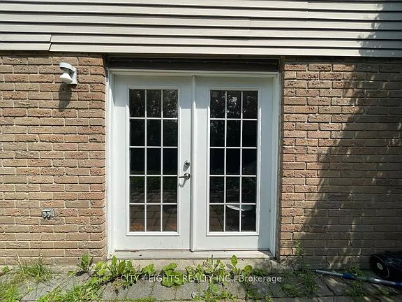 4th image of 73 Hickling Trl #Basement