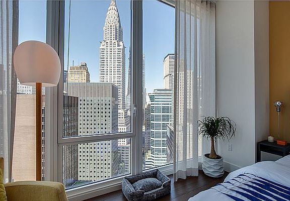 5th image of 222 E 44th St APT 38E