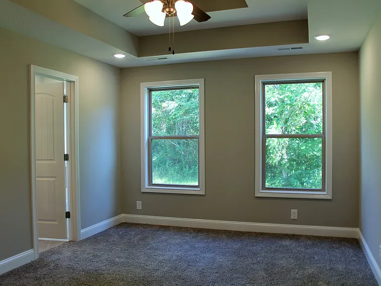 257 Azalea Dr — Photo 3