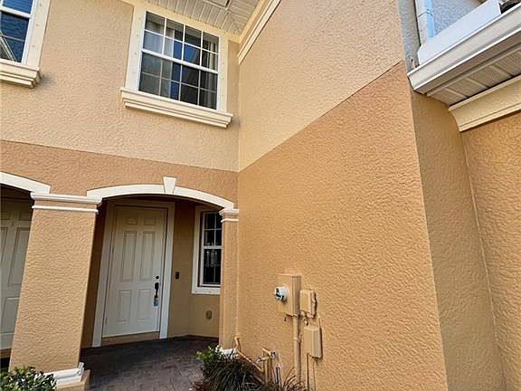 2nd image of 9801 Foxhall WAY #3