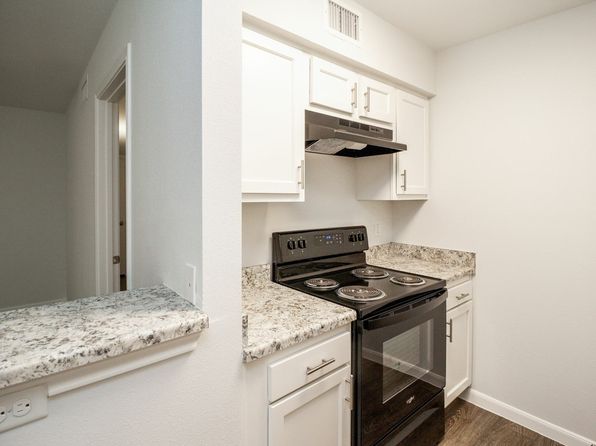 101 Hackberry St APT 1005