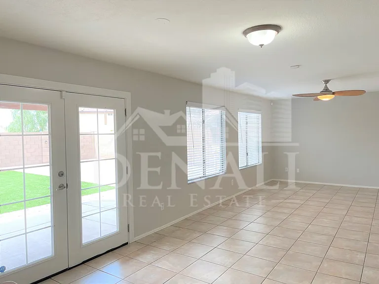 8535 W Vogel Ave — Photo 9
