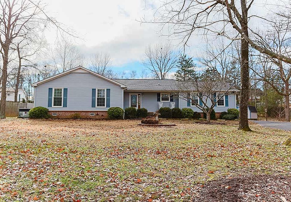 1st image of 412 Robertson Dr
