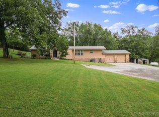 17995 S 4160th Rd, Claremore, OK 74017