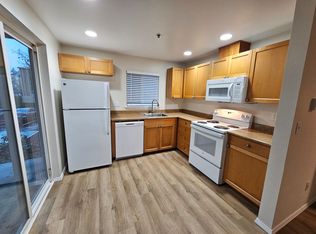 429 SW 155th St #69DBD5786, Seattle, WA 98166