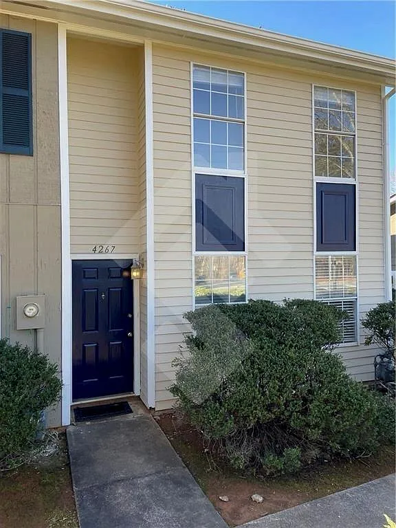 Building Photo - 4267 Grogan St NW