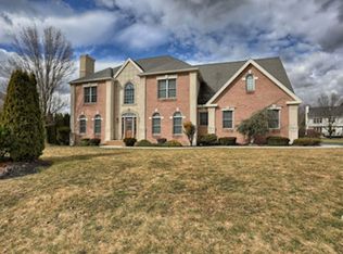 105 Club Ter #L-0037, Lebanon, PA 17042
