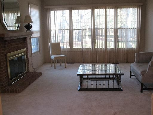 3rd image of 107 Bucknel Ct #107