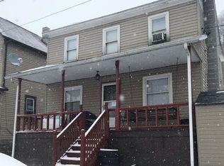 135 Railroad St, Hollsopple, PA 15935