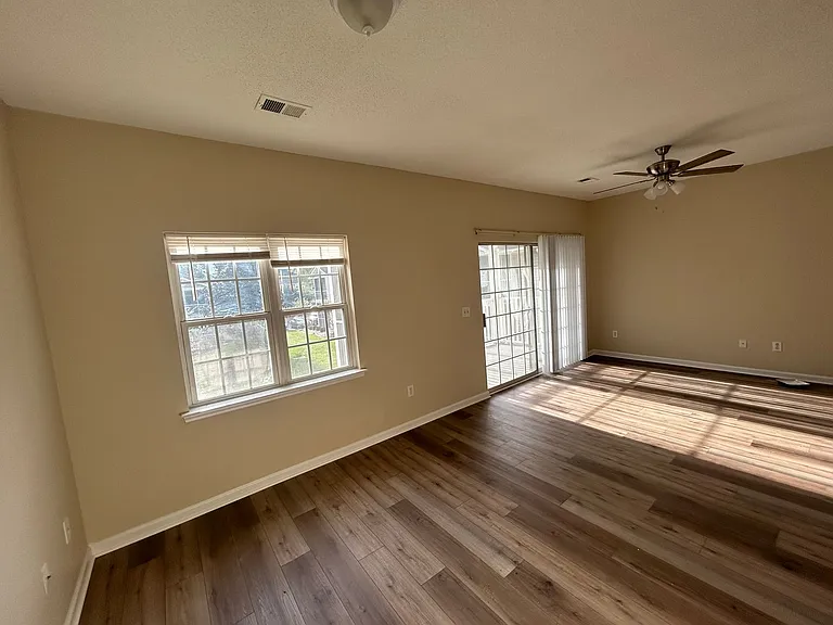6308 Sweetwater Blvd — Photo 11