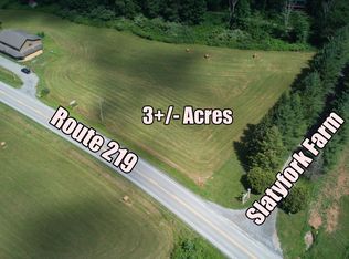 37787 Seneca Trl, Slatyfork, WV 26291