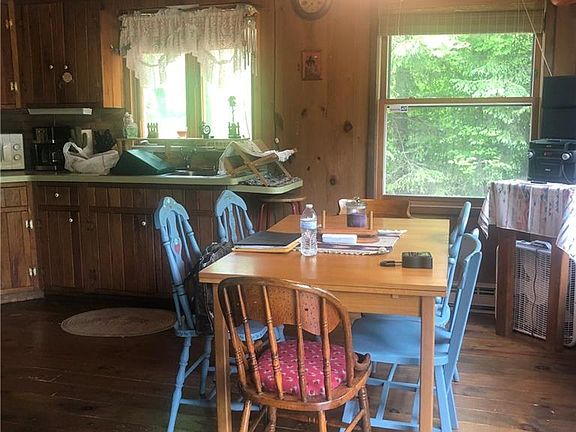 5th image of 20 Meadowlark Ln