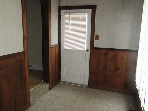 3rd image of 1134 Wolverton St