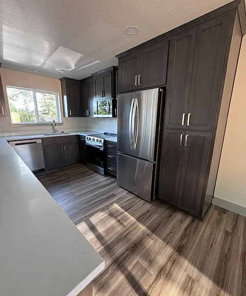 210 Academy Pl #2 — Photo 6