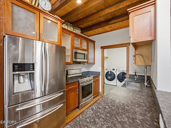 17th image of this home