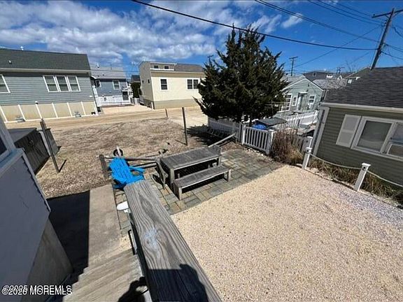 3rd image of 116 W Plover Way