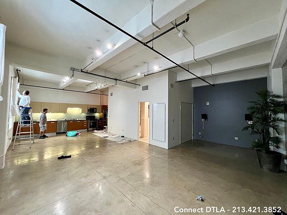 2nd image of 738 S Los Angeles St APT 606