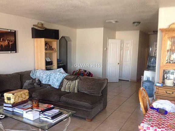 4th image of 6235 Judson Ave