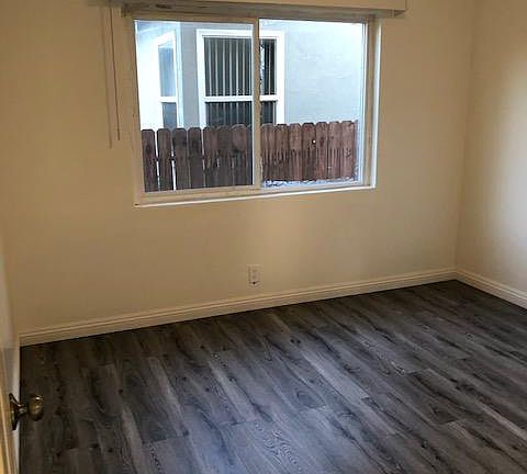5th image of 1739 W 147th St APT A
