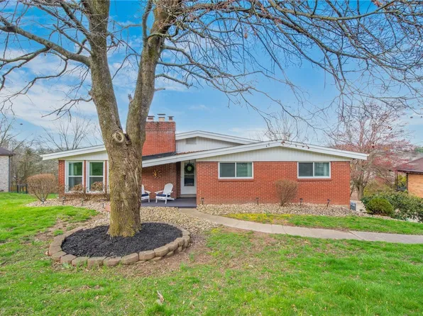 120 Blue Jay Dr, Canonsburg, PA 15317