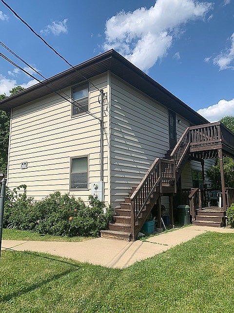 2nd image of 917 Vine St