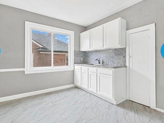 2nd image of 14166 Mansfield St #1
