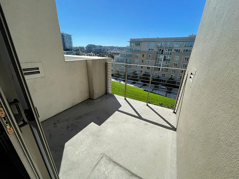 255 Berry St #601 — Photo 12
