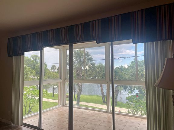 5th image of 225 Bonnie Blvd APT 212