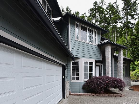 This 2-story home has the room you are looking for.  4 bedrooms or 3 bedrooms and a bonus room, living room, family room and an office.  Space galore.