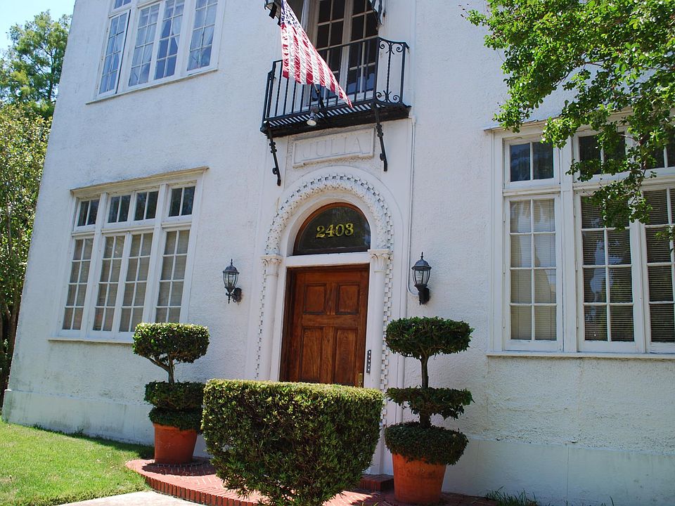 1st image of 2403 Carondelet St