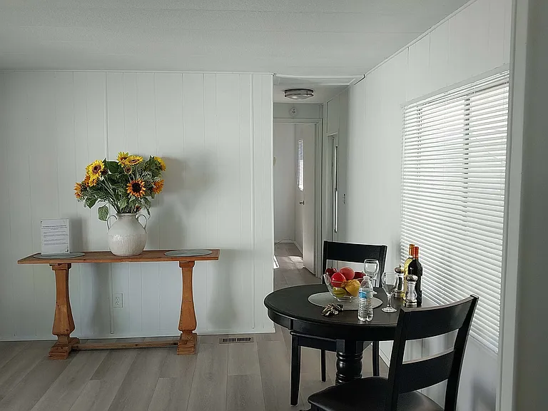 130 Candlewood Dr — Photo 5