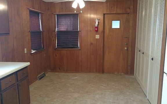 5th image of 117 N May St #117
