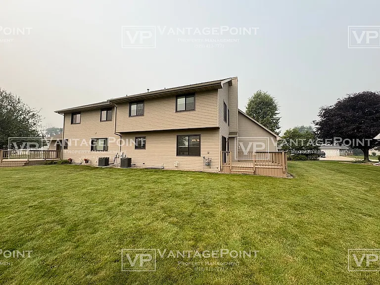 2056 Schanock Dr — Photo 22