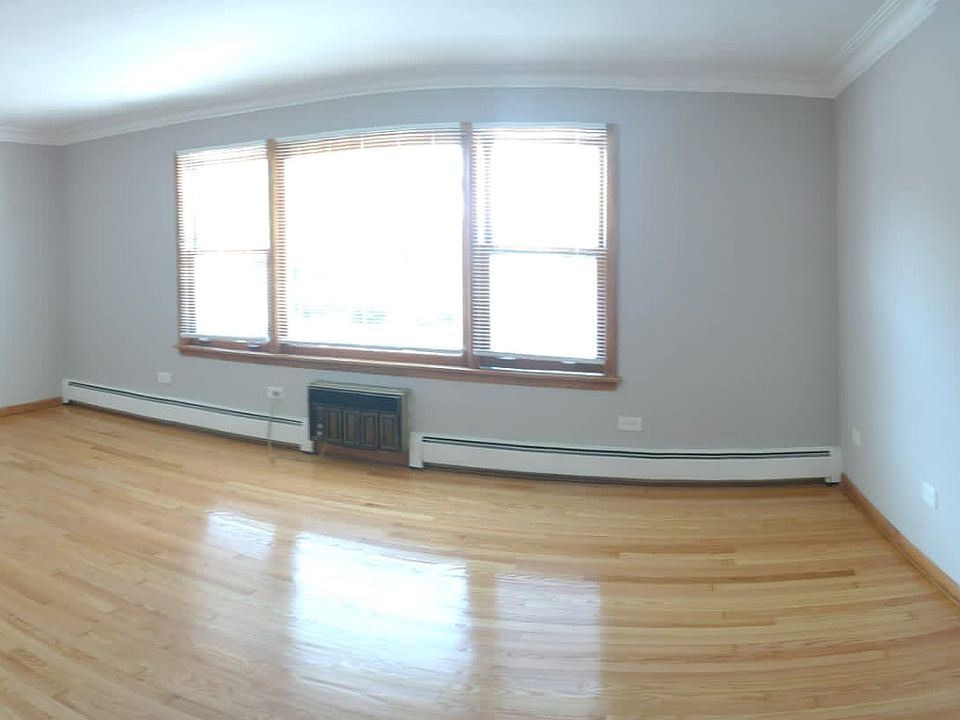 1st image of 11904 Greenwood Ave #2W