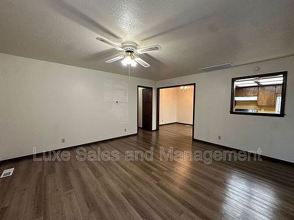 4th image of 8320 NW 7th St