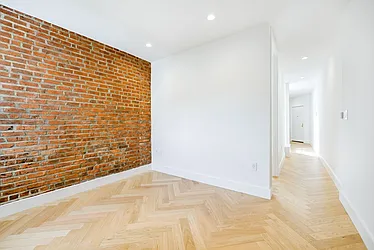 Rented by Akelius Real Estate Management