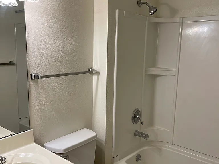 932 E Washington St #1S — Photo 7