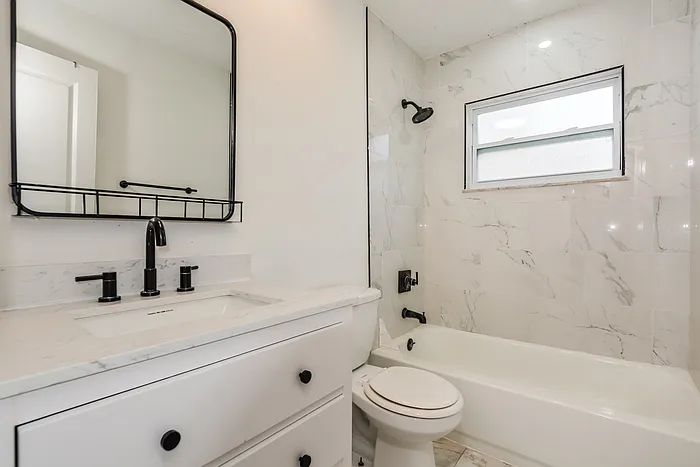 744 Forester Ave — Photo 11