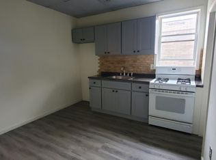 655 S 18th St, Newark, NJ 07103