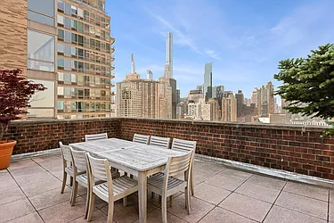 Rented by Brown Harris Stevens