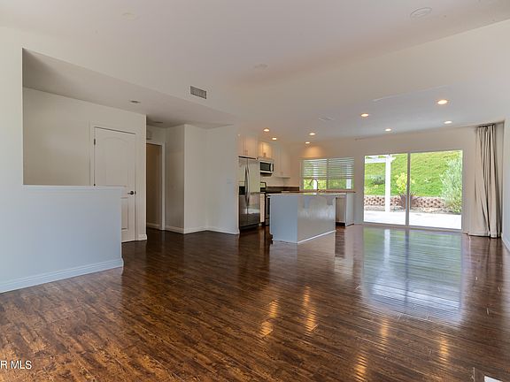 4th image of 221 S Walter Ave