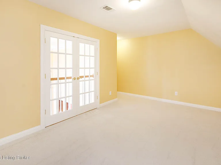 9511 Felsmere Cir — Photo 46