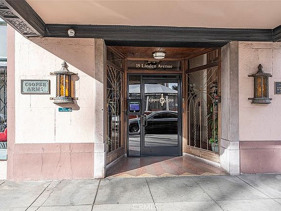 4th image of 455 E Ocean Blvd APT 515