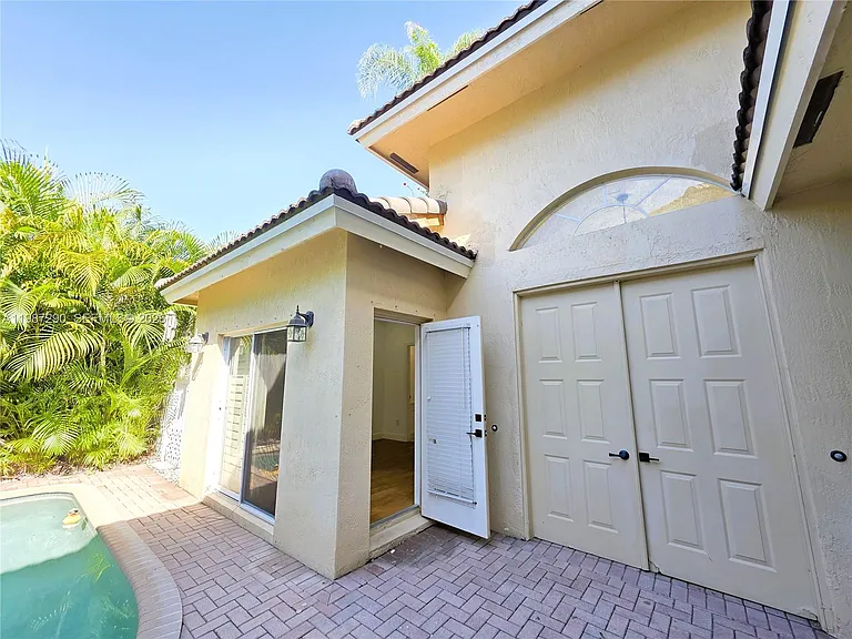 16404 Diamond Head Dr — Photo 11