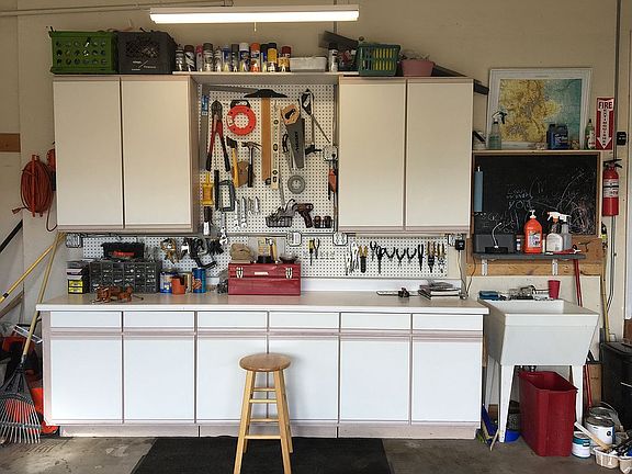 Garage work bench and sink